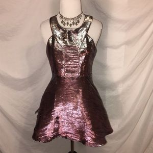 💥 Forever 21 Iridescent Pink/Silver Mini Dress 💥